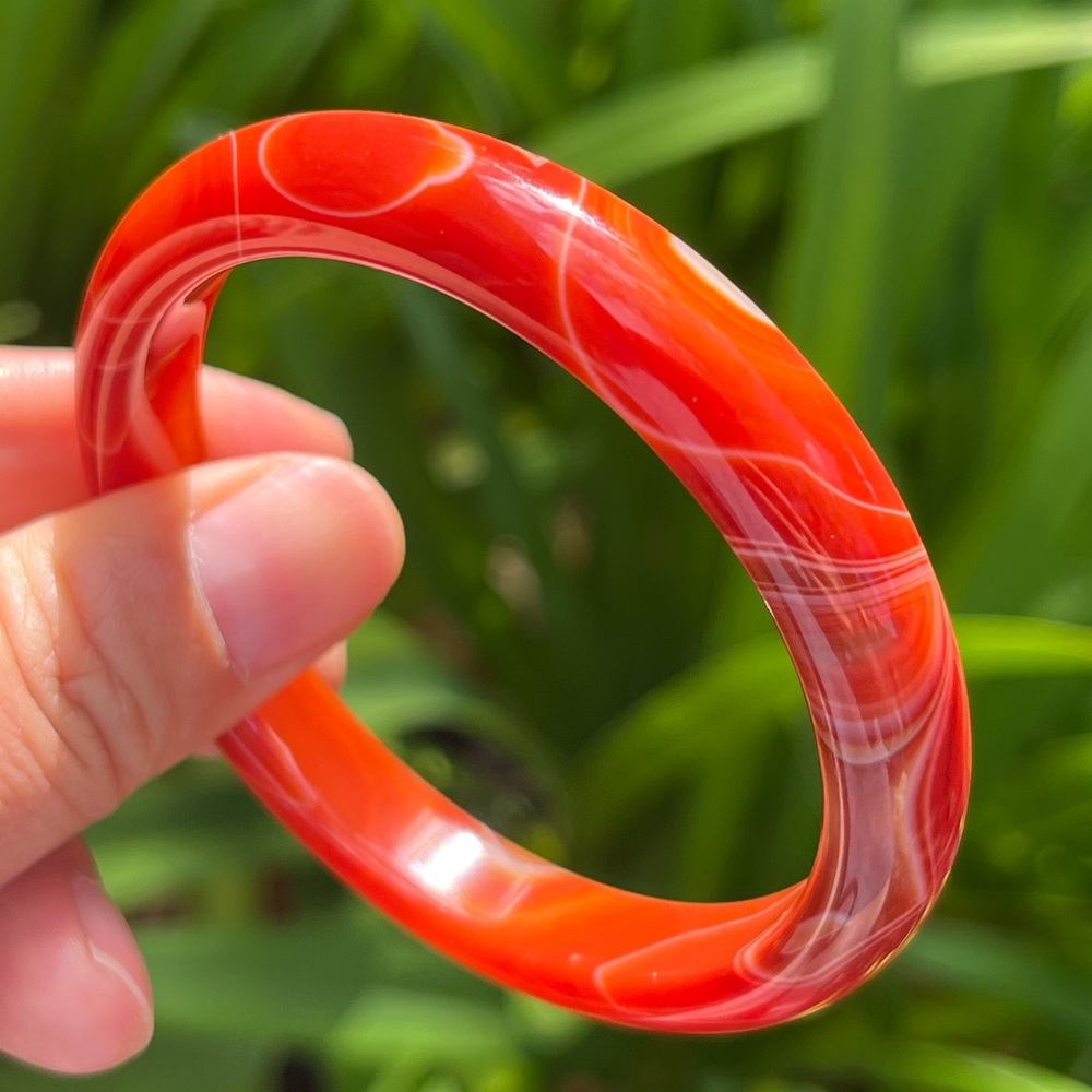 59mm inner diameter banded red carnelian bangle 0103 - Picture 5 of 8